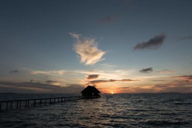 Mein erster Manta 77 ... wieder Sonnenuntergang / Sunset Lounge Raja4Divers