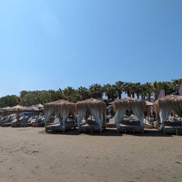 Red Havana Beachclub - Strand